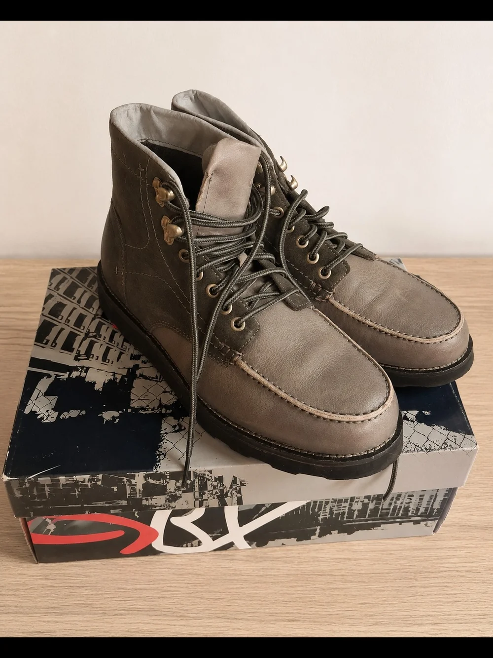 GBX sturdy lace